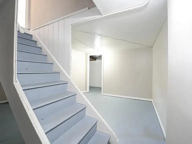 Washer and dryer thumbnail 1