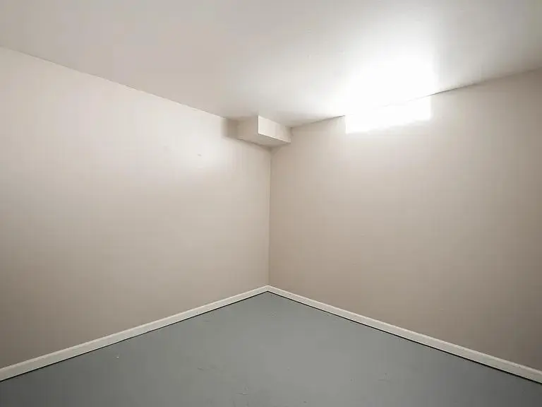 $2,000 / 912sqft house for rent thumbnail 5