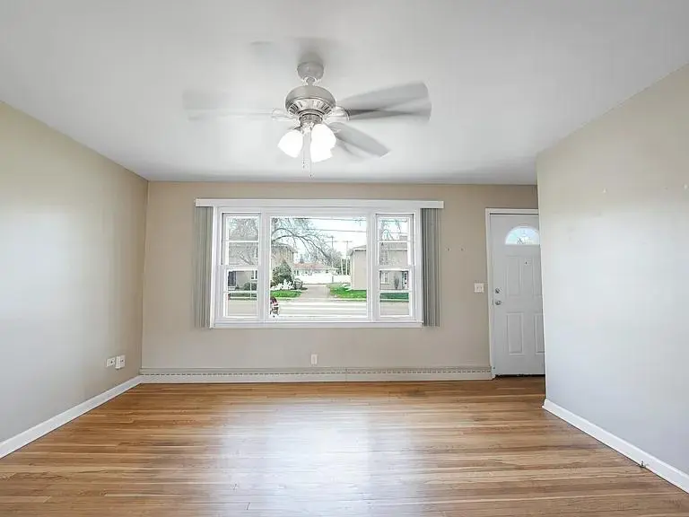 $2,000 / 912sqft house for rent thumbnail 11