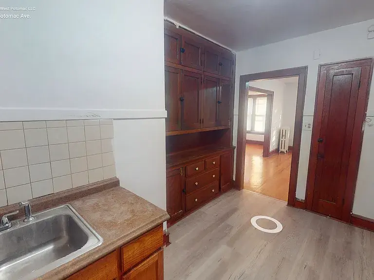 $900 / 2br - 536sqft - lovely house for rent thumbnail 7