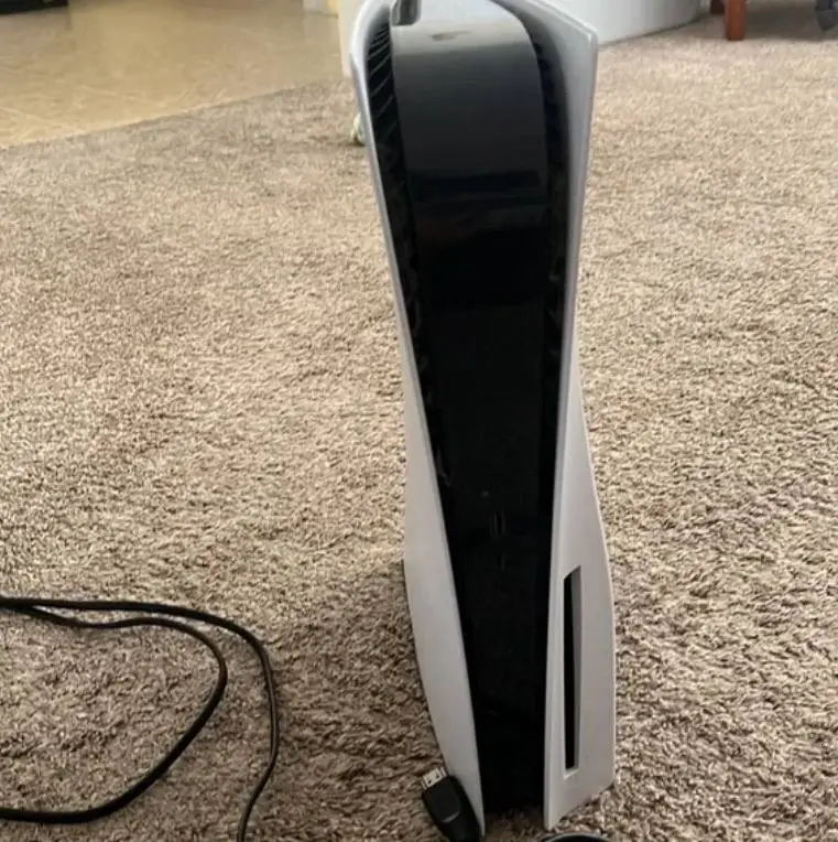 sony playstation 5 disc - $400 thumbnail 4