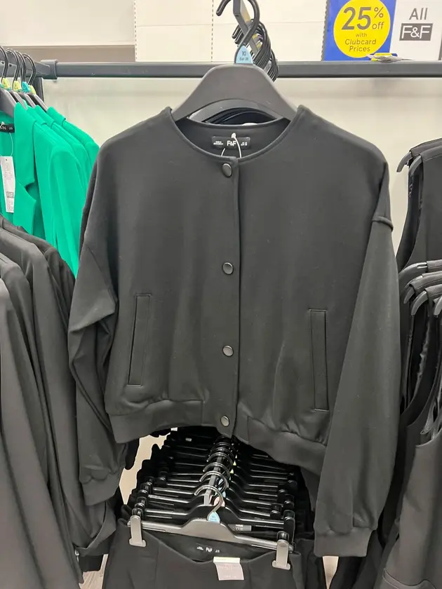 Washer and dryer thumbnail 1