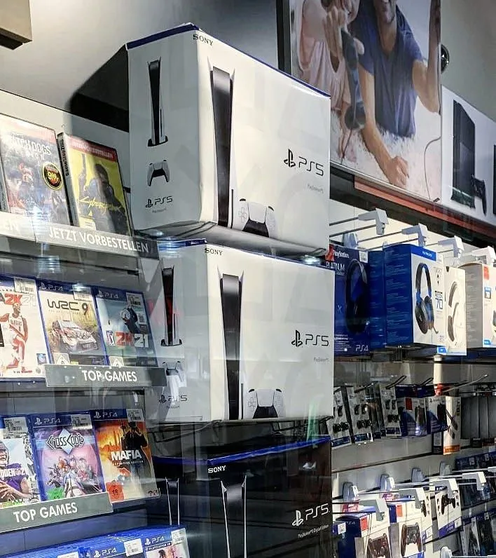 Washer and dryer thumbnail 1