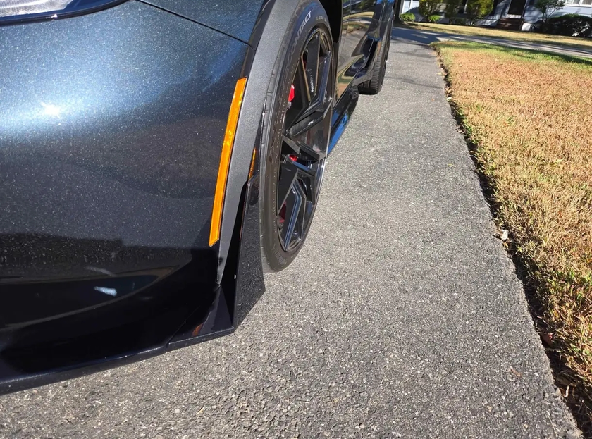 19 corvette zo6 - $80,000 thumbnail 3