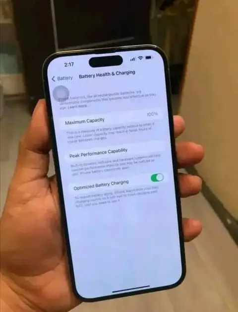 iphone 16 pro max - $300 thumbnail 3