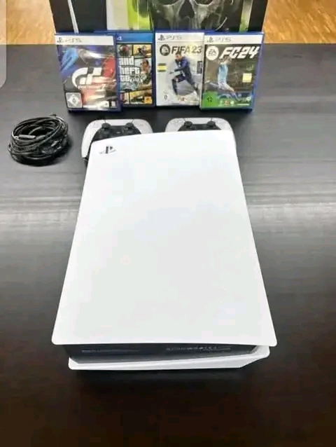 Washer and dryer thumbnail 1