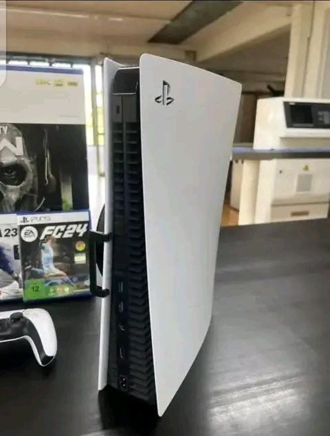 ps5 - $150 thumbnail 3