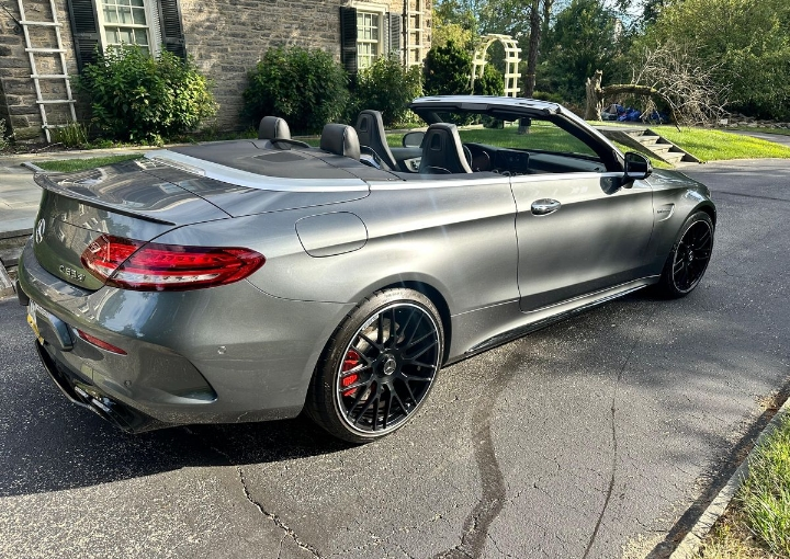 Washer and dryer thumbnail 1