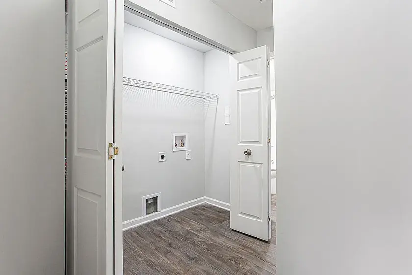 Washer and dryer thumbnail 1