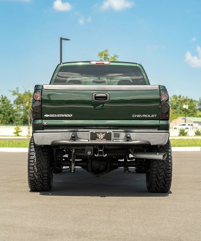 super clean dmax - $34,500 thumbnail 2