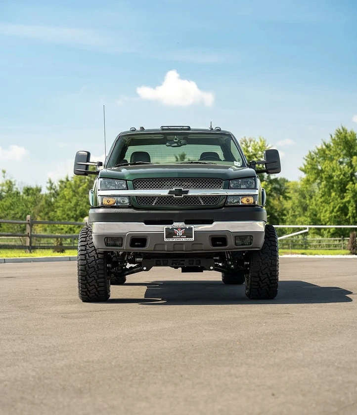 super clean dmax - $34,500 thumbnail 3