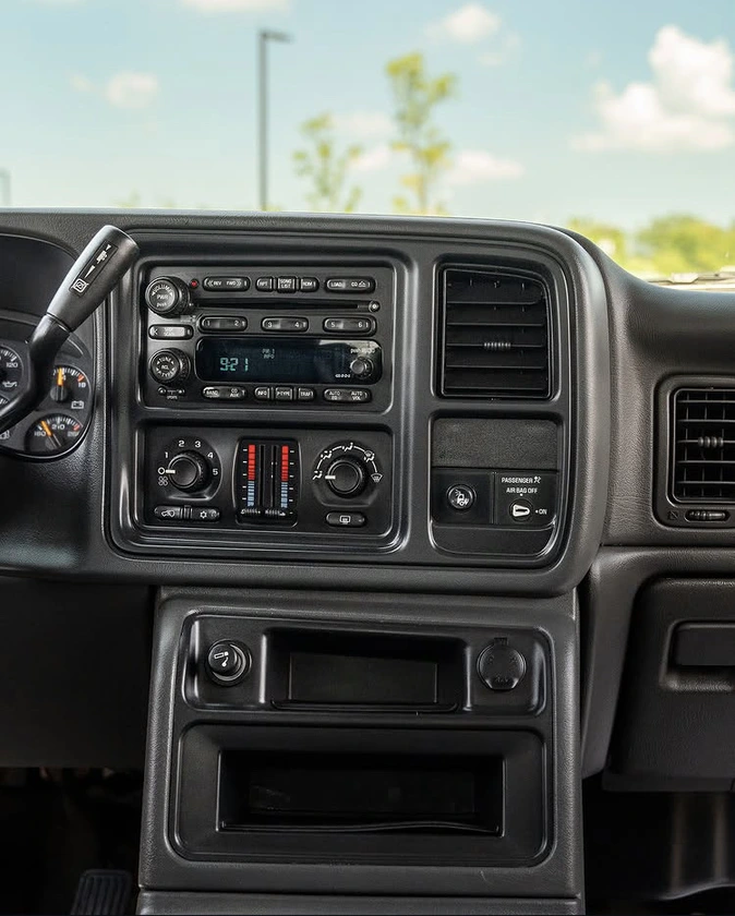 super clean dmax - $34,500 thumbnail 7