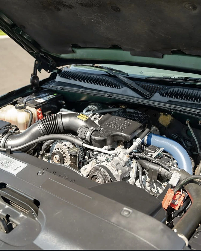 super clean dmax - $34,500 thumbnail 8