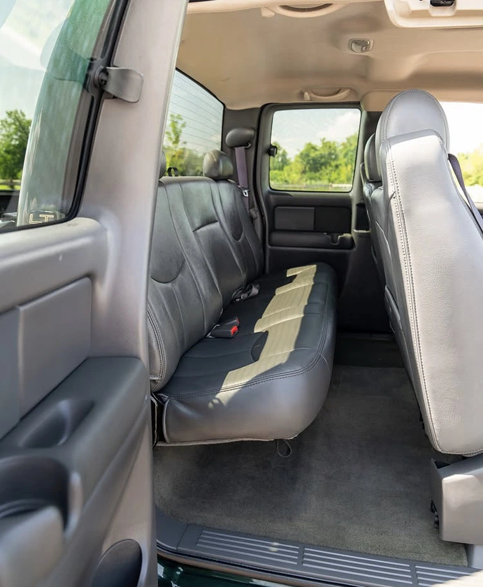 super clean dmax - $34,500 thumbnail 9