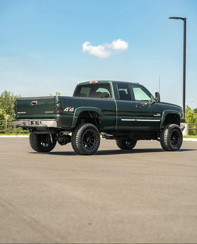 super clean dmax - $34,500 thumbnail 11