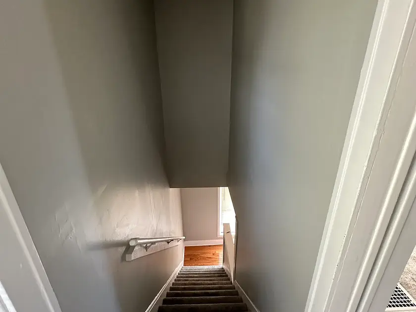 $750 2 beds 1.5 baths thumbnail 6