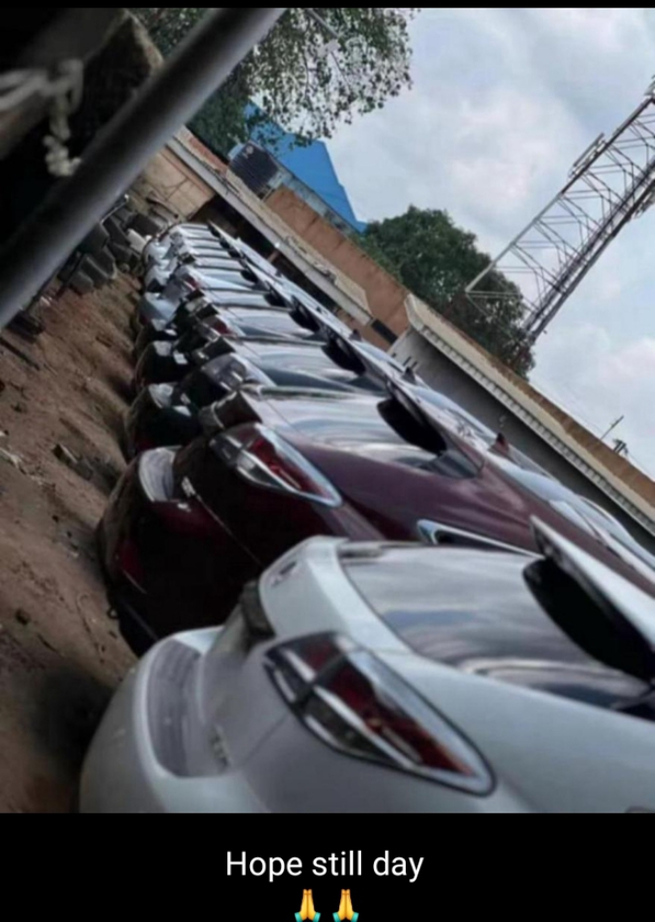 Washer and dryer thumbnail 1