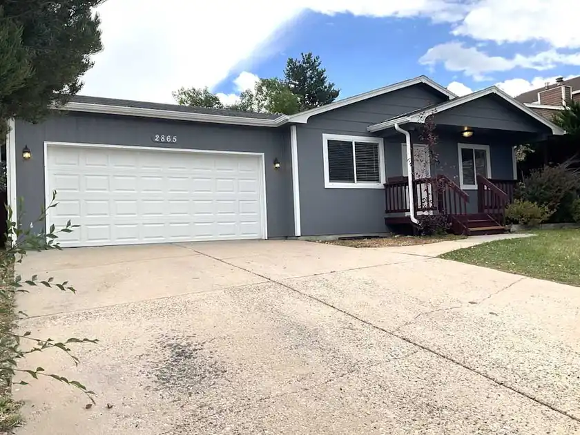 house for reat - $1,000 thumbnail 2