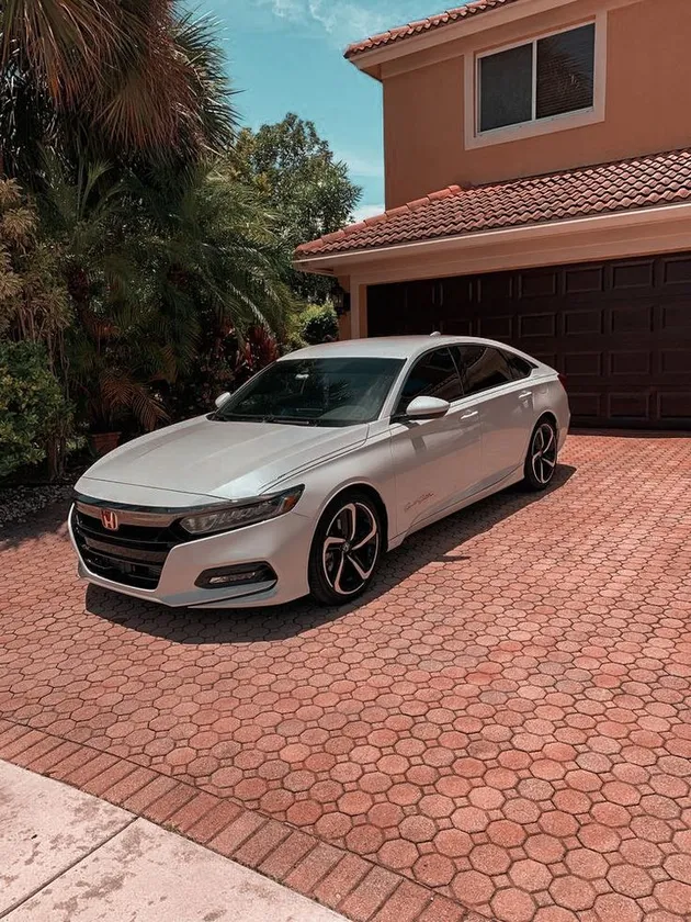 Washer and dryer thumbnail 1