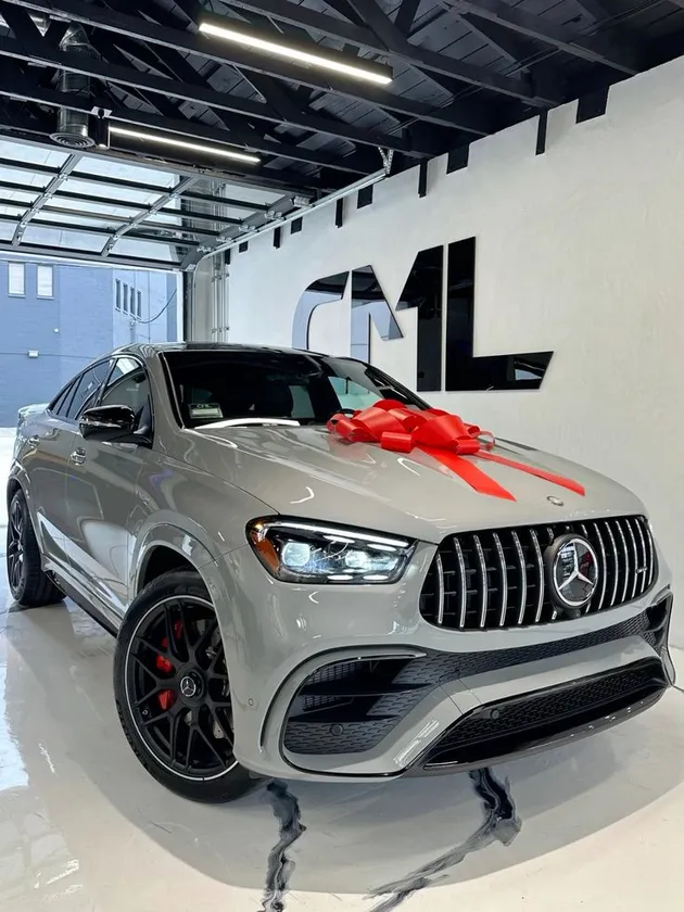 Washer and dryer thumbnail 1