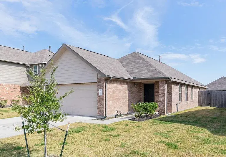 $1,550 / 3br - 1407sqft - blessed home thumbnail 4