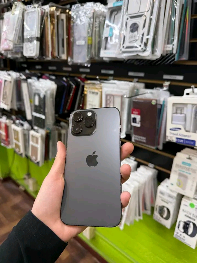 iphone 14 max pro max - $750 thumbnail 2