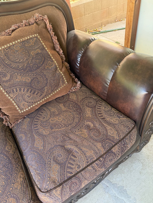 brown couch - $300 thumbnail 4