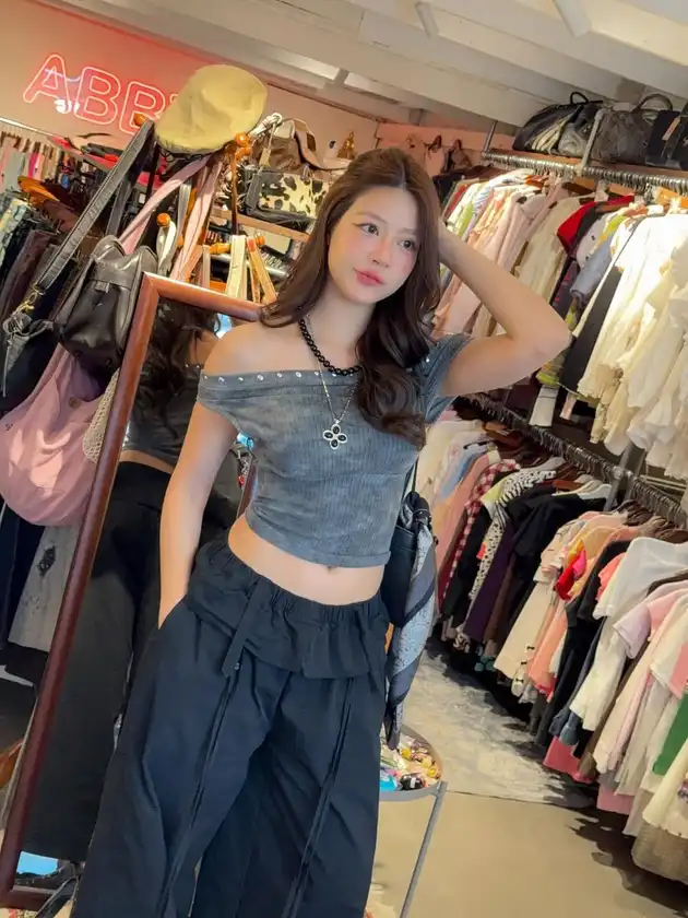 Washer and dryer thumbnail 1