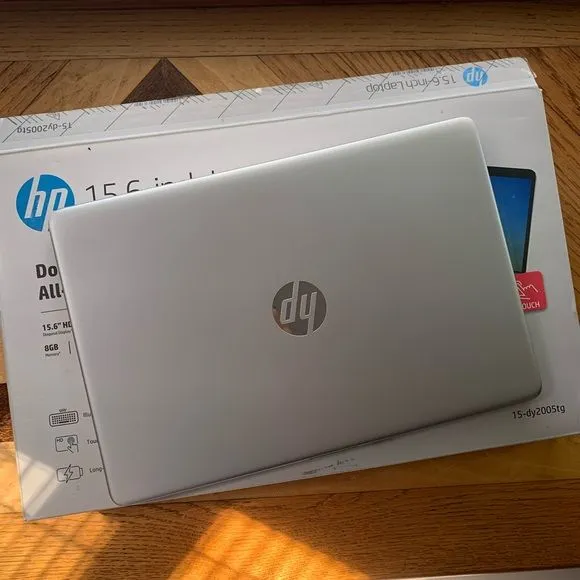 hp. laptop thumbnail 3