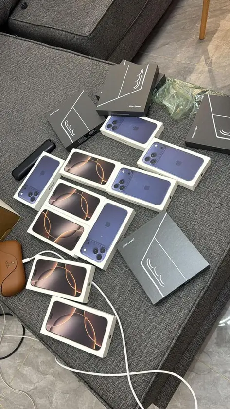 Washer and dryer thumbnail 1