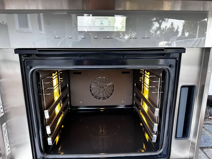 brand new thermador oven - $2,950 thumbnail 4