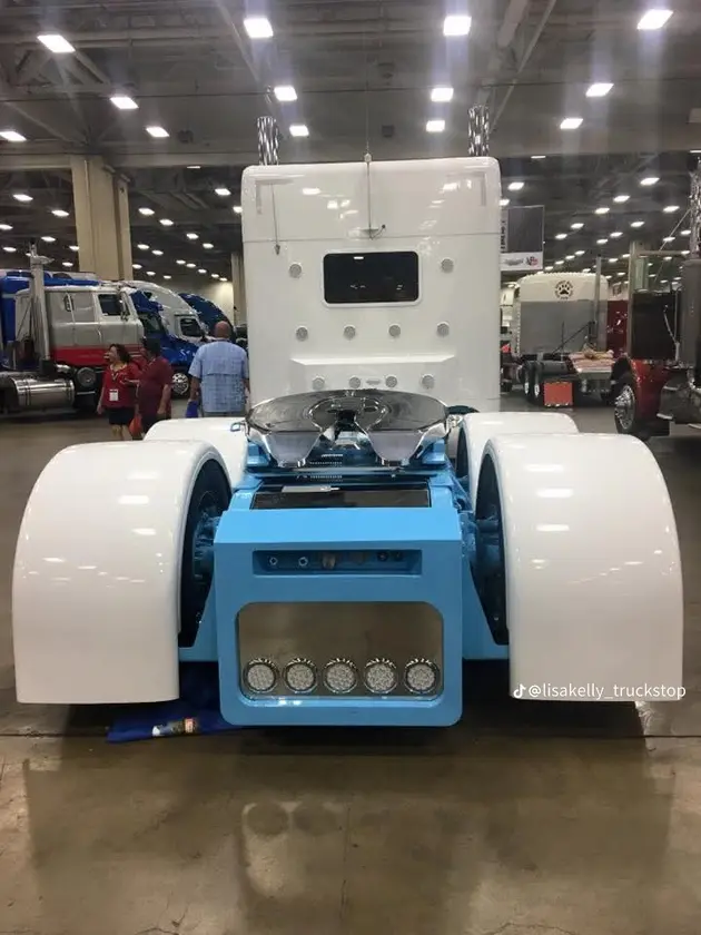 Washer and dryer thumbnail 1