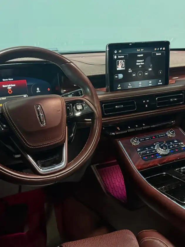 lincoln aviator thumbnail 7