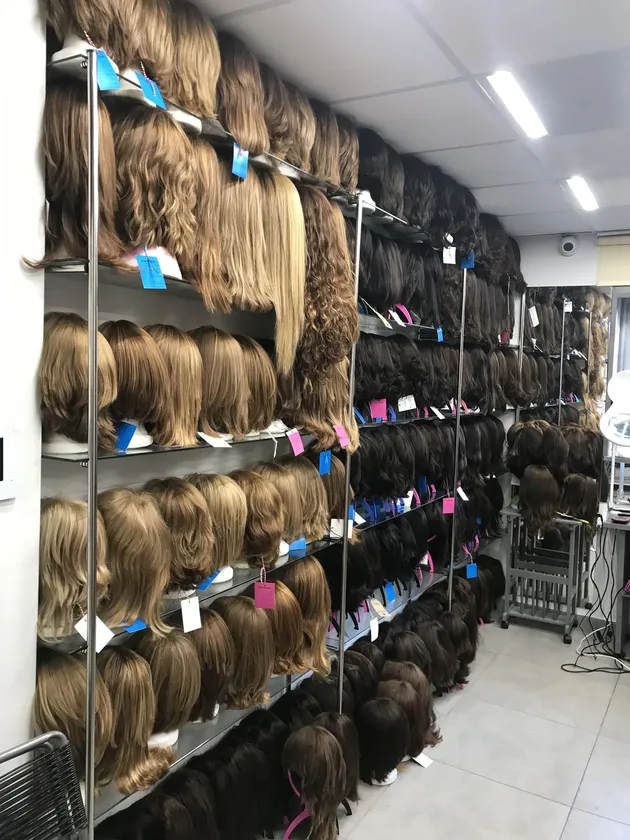 glueless synthetic human wigs - $500 thumbnail 2