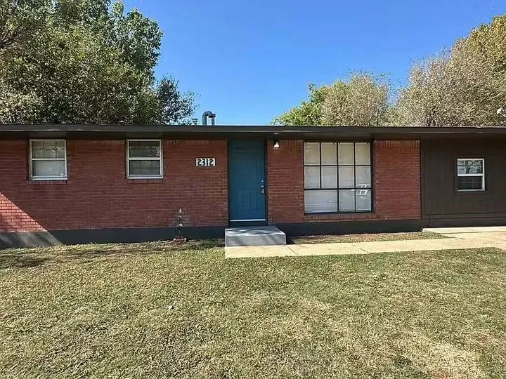 Washer and dryer thumbnail 1