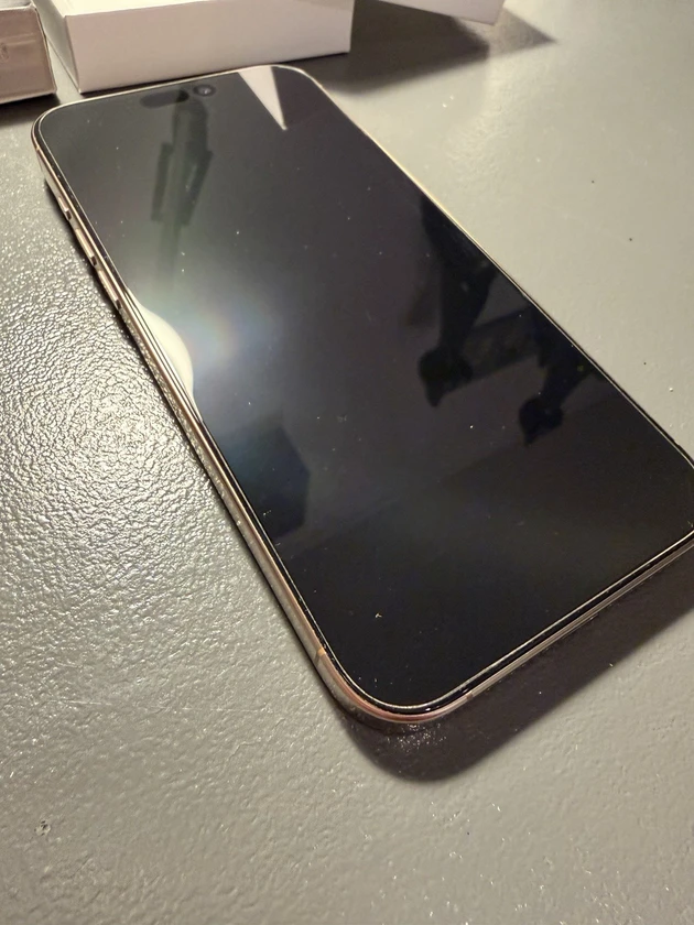 iphone 16 pro max - $589 thumbnail 4