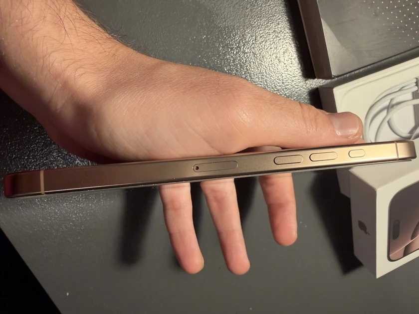 iphone 16 pro max - $589 thumbnail 5