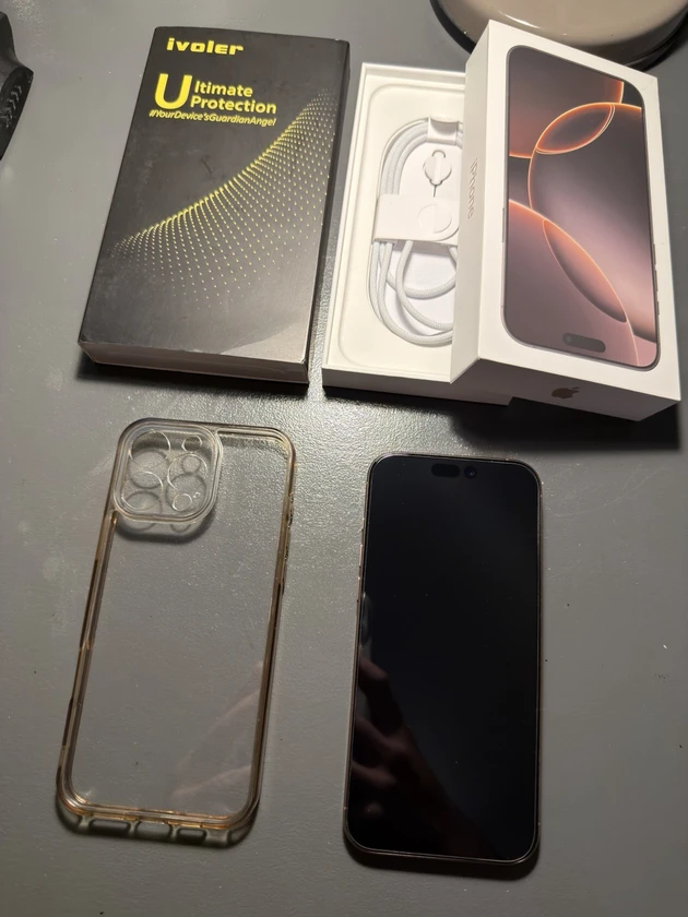 iphone 16 pro max - $589 thumbnail 6