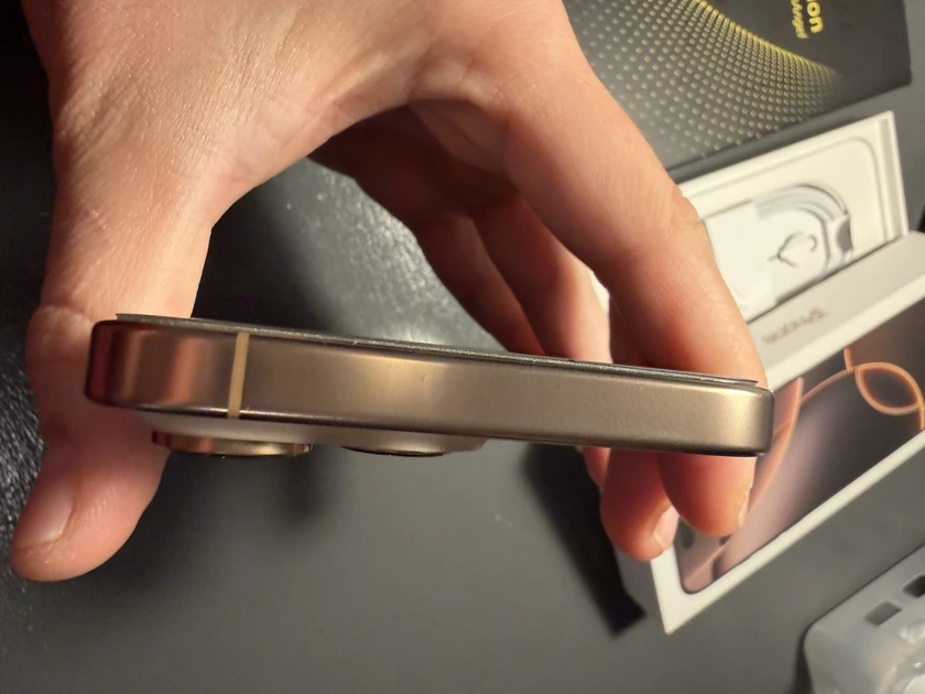 iphone 16 pro max - $589 thumbnail 8