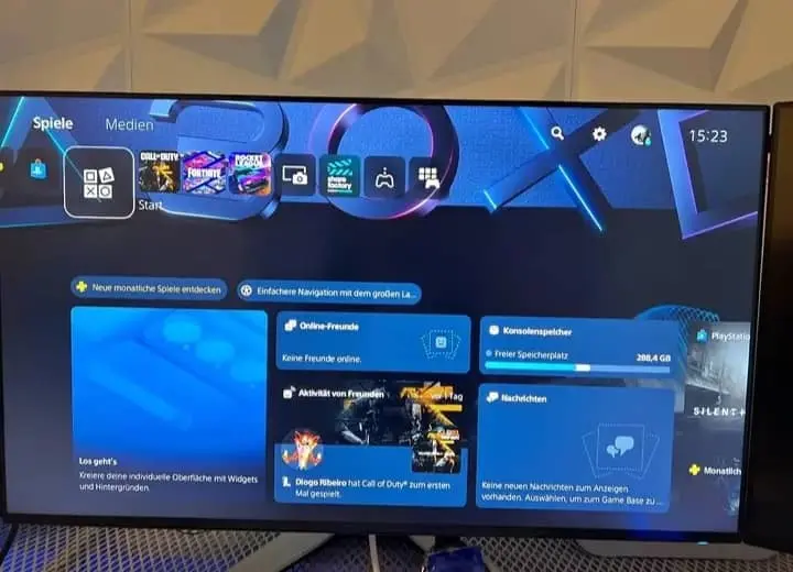 playstation 5 pro - $400 thumbnail 3