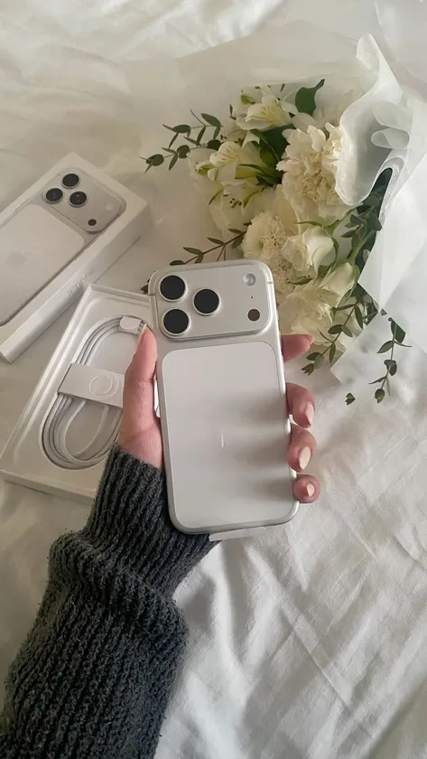 iphone 17pro max available - $500 thumbnail 4