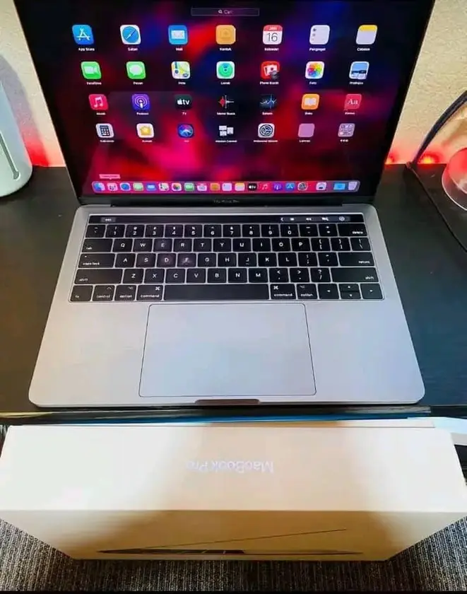 mac book - $1,200 thumbnail 2
