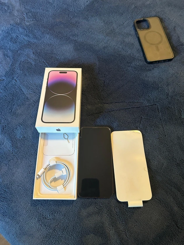 unlocked apple iphone 14 pro max - $500 thumbnail 2