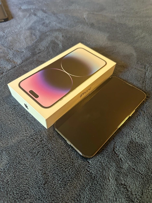 unlocked apple iphone 14 pro max - $500 thumbnail 3