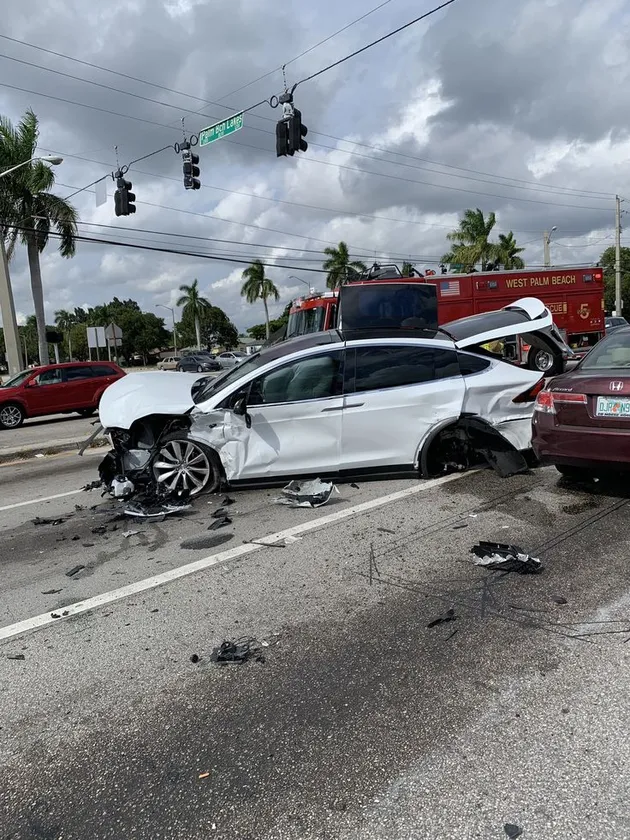 Washer and dryer thumbnail 1