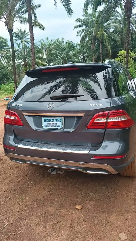 Washer and dryer thumbnail 1