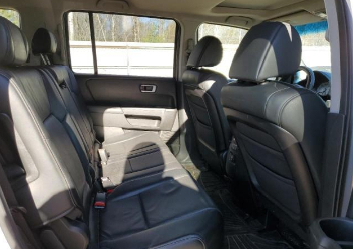 💎 “luxury car for sale – sleek, powerful & exclusive thumbnail 2