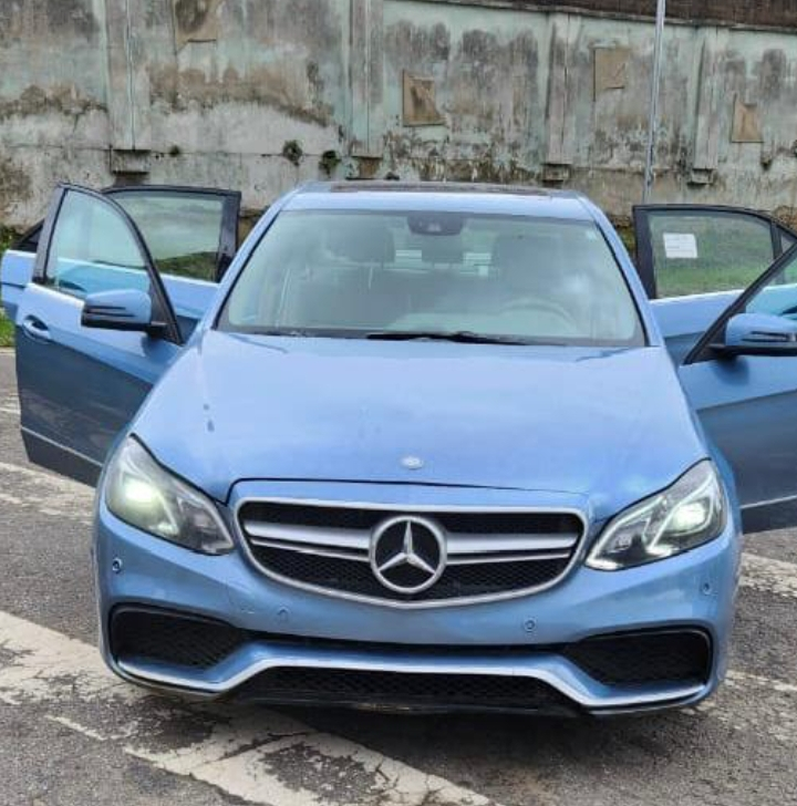 💎 “luxury car for sale – sleek, powerful & exclusive thumbnail 8