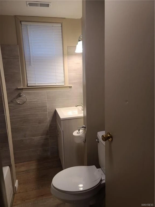 apartment - $600 thumbnail 3