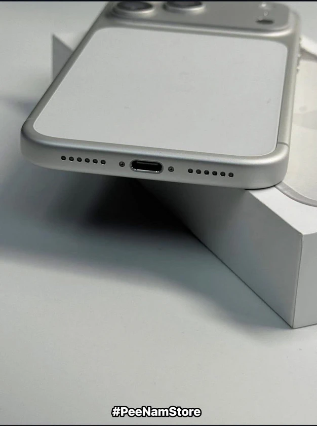 brand new apple iphone 17 pro max 1tb - $850 thumbnail 3